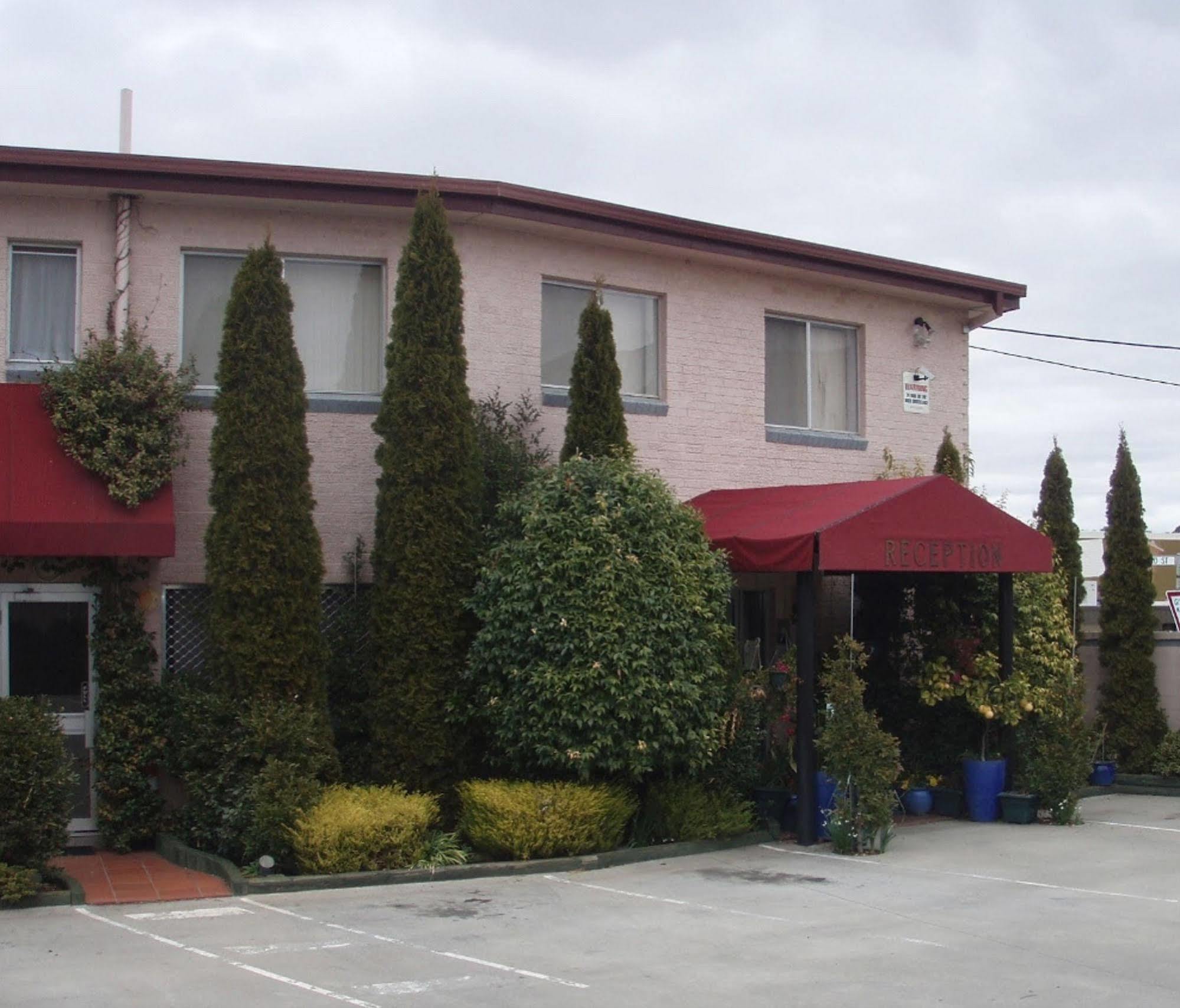 Crest Motor Inn Queanbeyan Eksteriør bilde